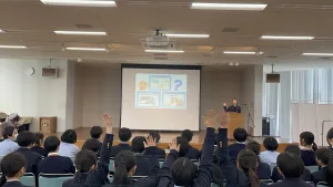 園田学園中学校の英語祭の様子です。