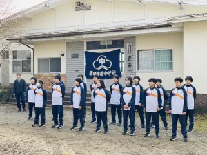 中学１年生合宿研修(2日目)
合宿研修2日目です。
晴天に恵まれ、ビオトープ学習や飯盒炊爨を行いました。
仲も深まり、さまざまなことを協力して行えるようになってきました。
明日は最終日です。最後までしっかり取り組んでいきましょう。