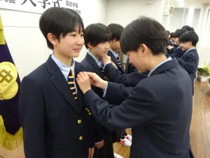 中学校入学式
4月6日(土)園田学園中学校入学式が挙行されました。

新入生のみなさん　ご入学おめでとうございます
新たな旅の始まり。入学式で新たな仲間と出会い、未来への第一歩を踏み出しました。
一緒に成長し、素晴らしい日々を共に過ごせることを楽しみにしています。